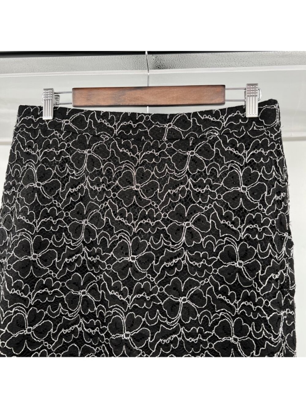 ELLE Womens Lace Pencil Skirt Black/White Pull On Knee Length Size 6 - Picture 2 of 6
